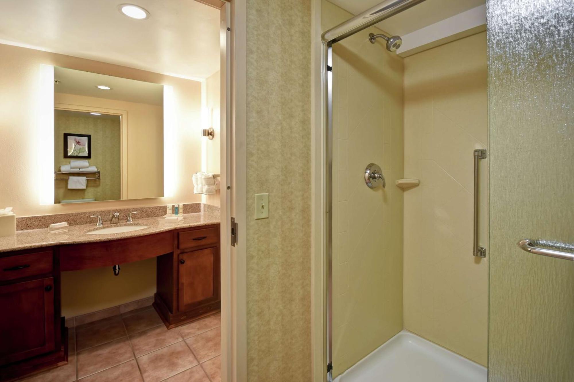 Homewood By Hilton Lancaster Hotel 3*
