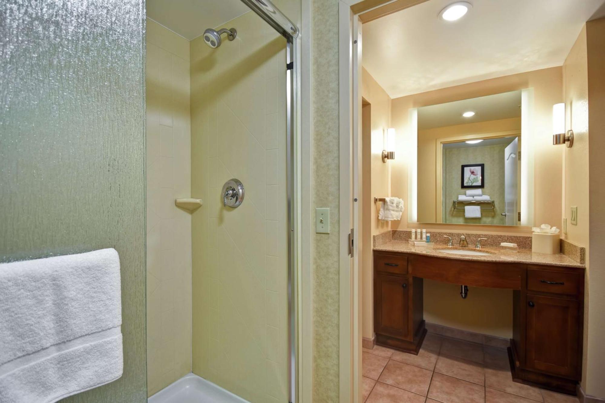 Hotel Homewood By Hilton Lancaster 3*