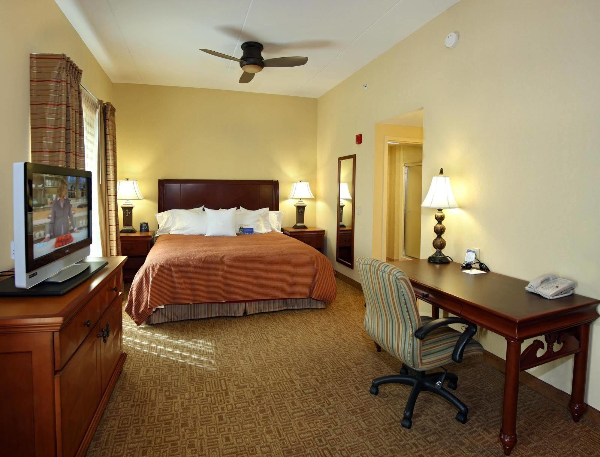 Homewood By Hilton Lancaster 3*